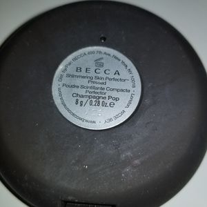 BECCA Makeup - Becca *used*highlighters: "Champagne Pop" & "Opal" BECCA Makeup - Becca *used*highlighters: "Champagne Pop" & "Opal"